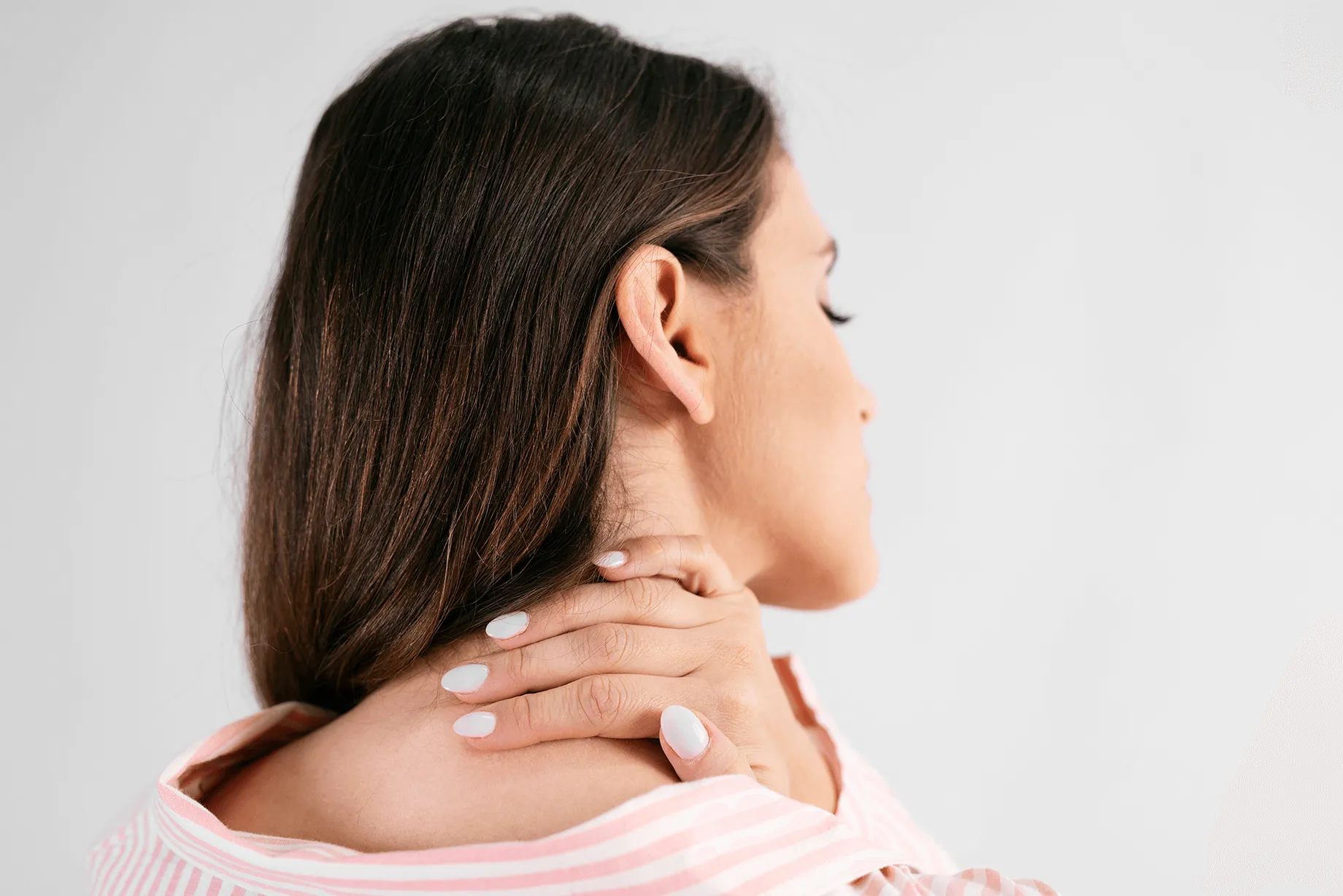 How a Chiropractic Neck Adjustment Can Relieve Pain and Tension